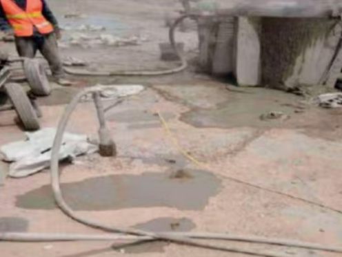 永泰水泥混凝土路面板底注浆技术 路面脱空注浆整治方案